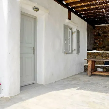 Mykonos Escape *